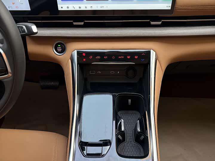 Фото 9 - Maxus G50 Hybrid