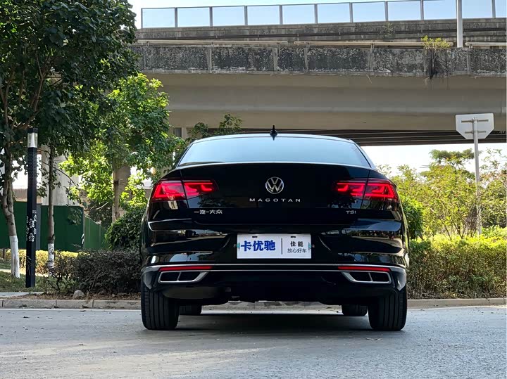 Фото 5 - Volkswagen Magotan