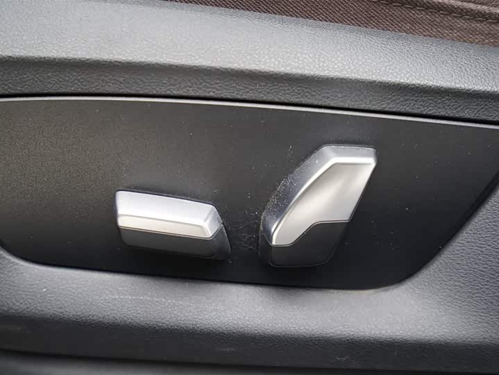 Фото 6 - BMW 5 Series