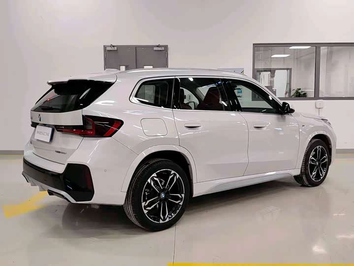 Фото 7 - BMW X1