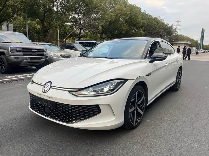 Фото 1 - Volkswagen Lamando L