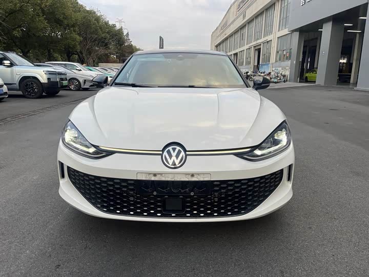 Фото 2 - Volkswagen Lamando L