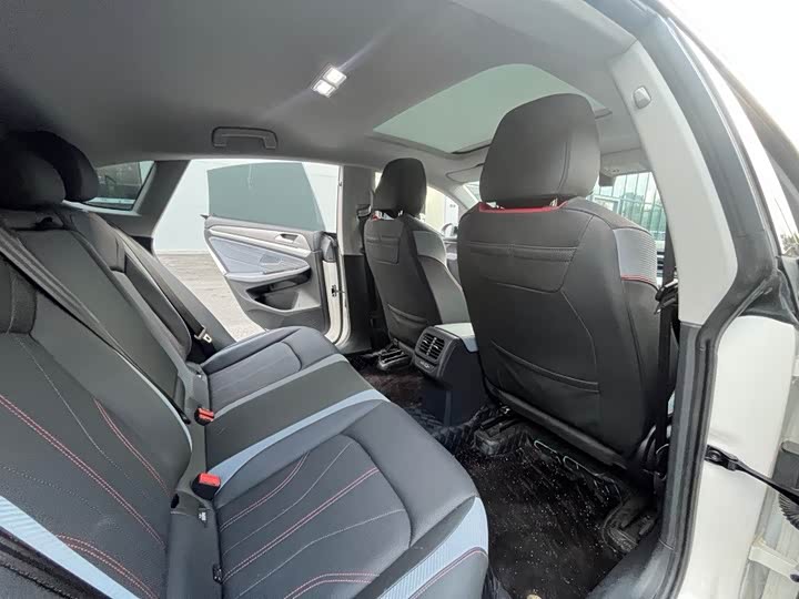 Фото 7 - Volkswagen Lamando L