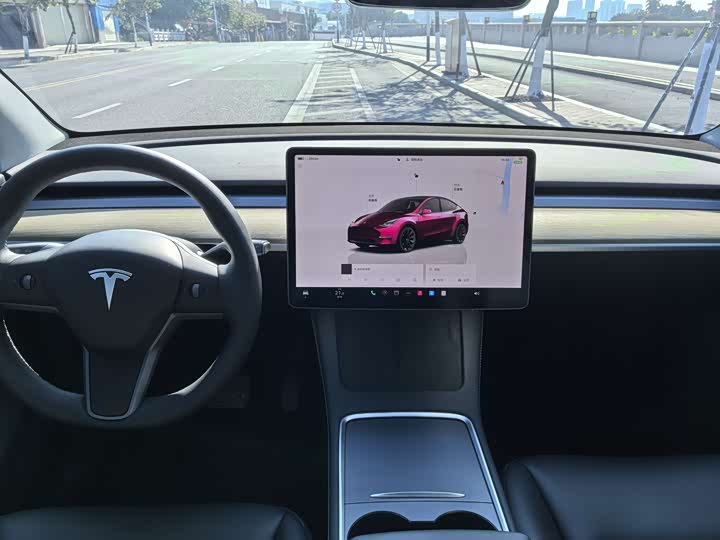 Фото 7 - Tesla Model Y