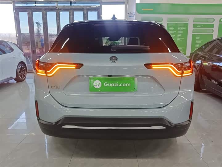 Фото 6 - Nio ES6