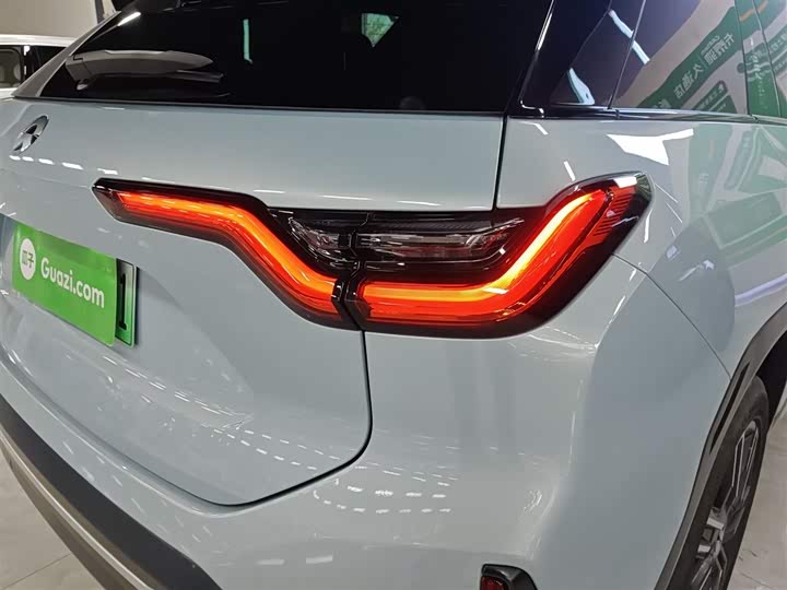 Фото 8 - Nio ES6