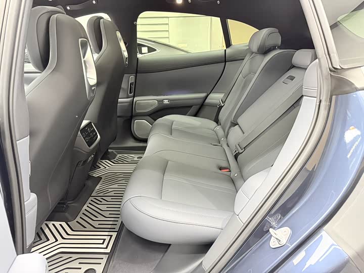 Фото 6 - Xiaomi YU7