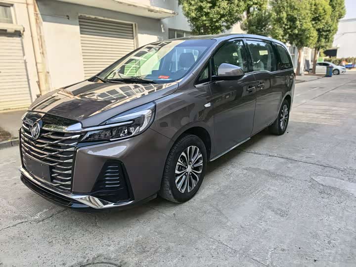 Фото 3 - Buick GL8 ES