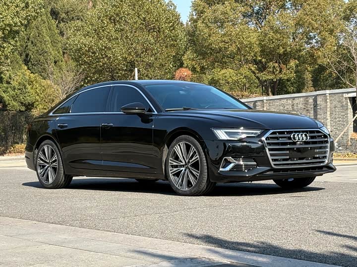 Фото 3 - Audi A6L