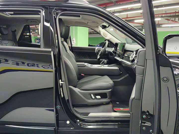 Фото 8 - Tank 400 Hybrid