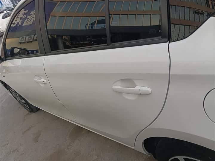 Фото 5 - Toyota Vios FS