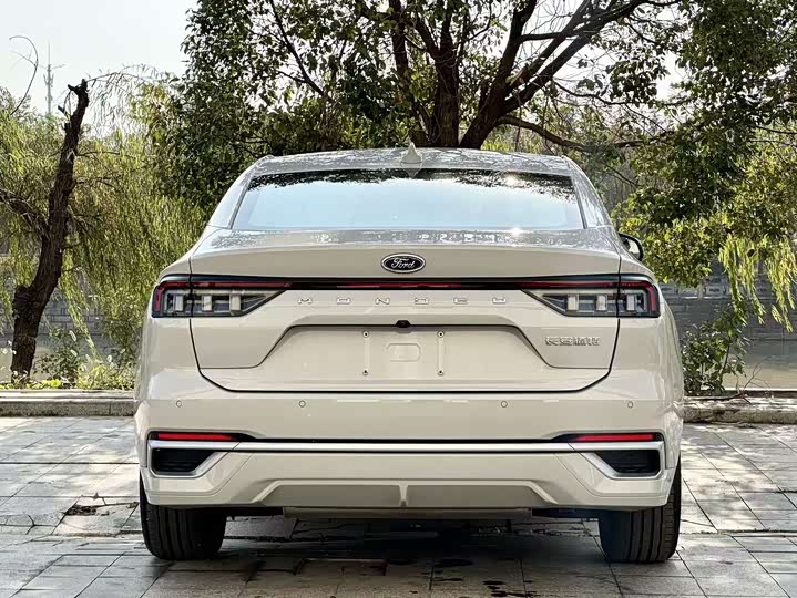 Фото 5 - Ford Mondeo