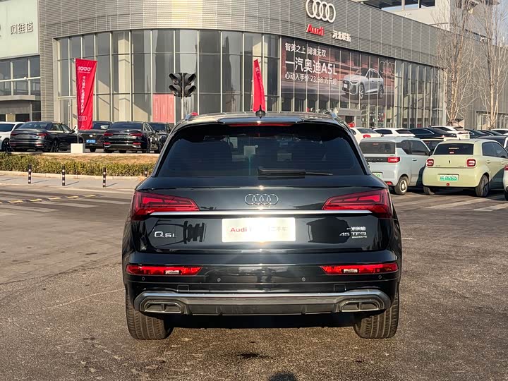 Фото 4 - Audi Q5L