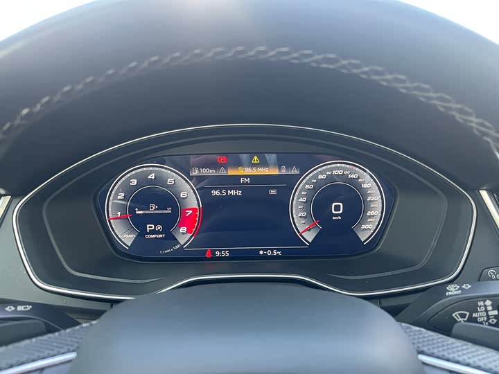 Фото 5 - Audi Q5L