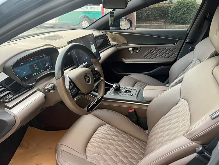 Фото 4 - BYD Han