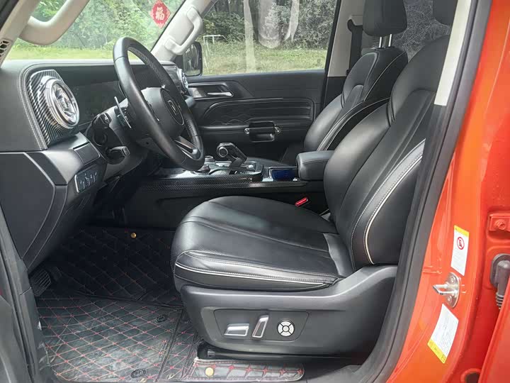 Фото 7 - Tank 300