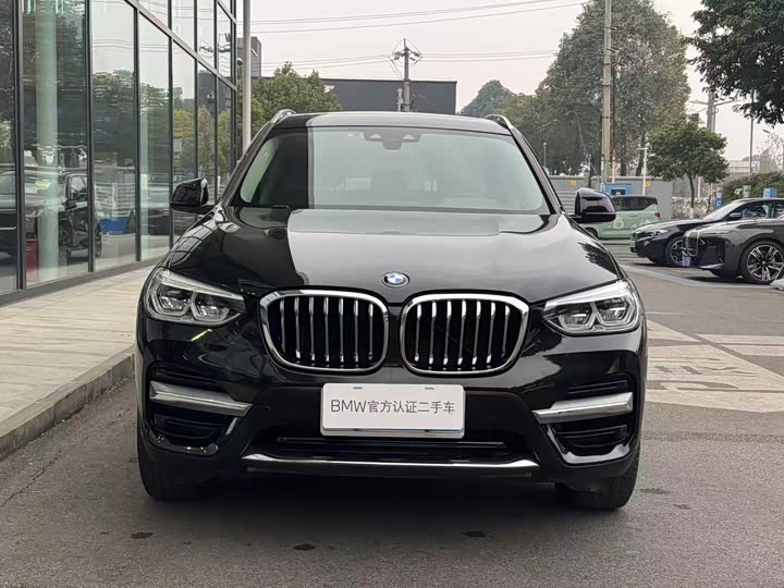 Фото 2 - BMW X3