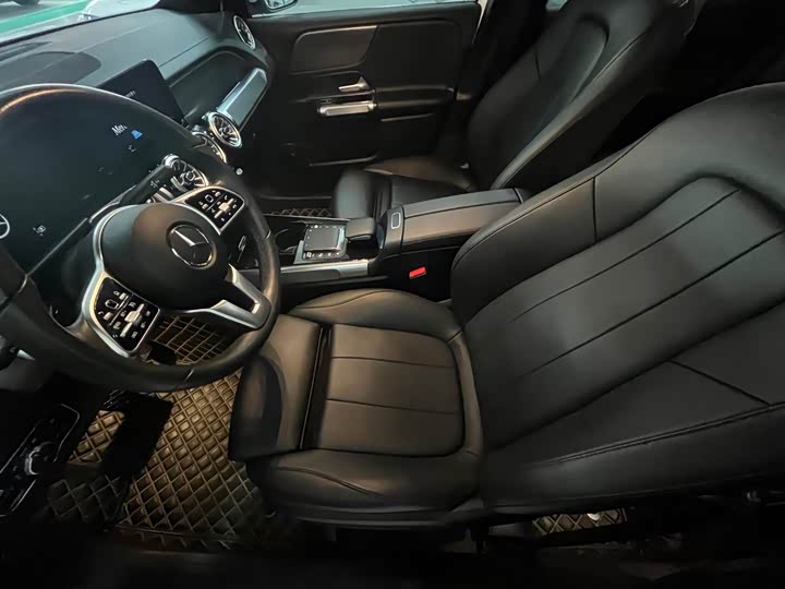 Фото 7 - Mercedes-Benz GLB-Class