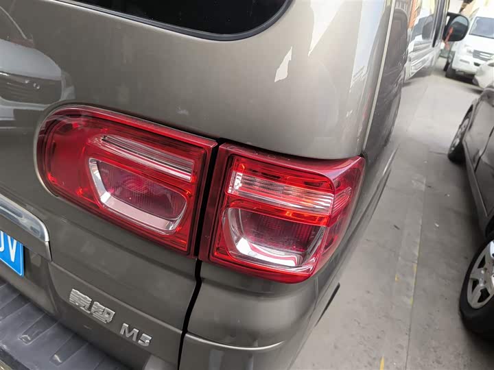 Фото 8 - Dongfeng Forthing Lingzhi M5