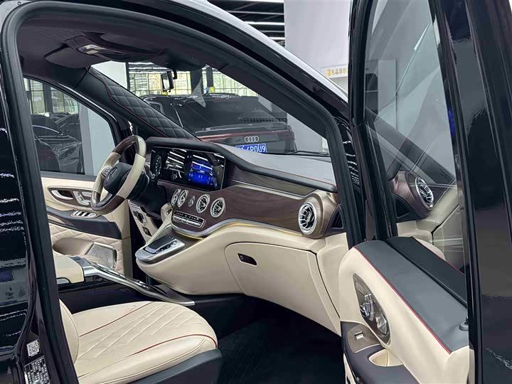 Фото 8 - Mercedes-Benz Vito