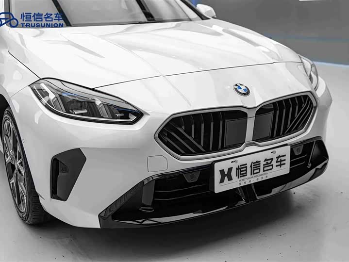 Фото 9 - BMW 2 Series