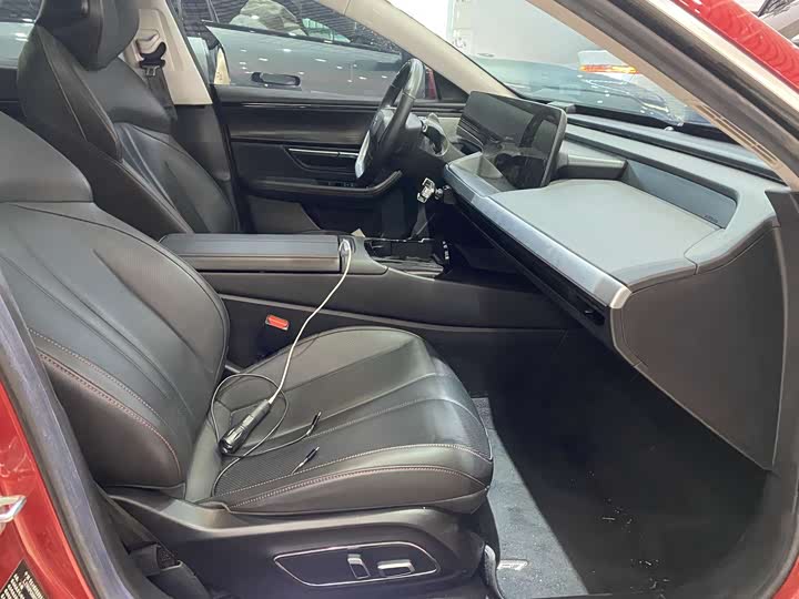 Фото 5 - XPeng P7