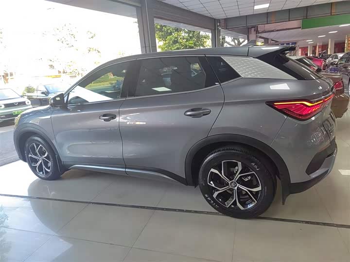 Фото 5 - BYD Yuan Plus