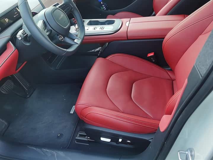 Фото 9 - Xiaomi SU7