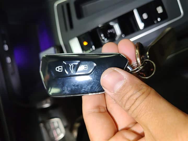 Фото 9 - Volkswagen Golf