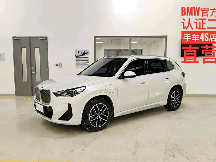 Фото 1 - BMW iX1