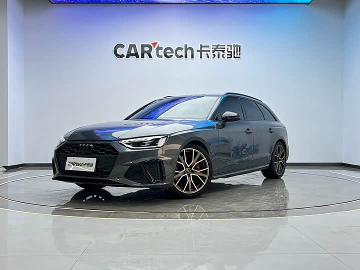 Фото 1 - Audi S4