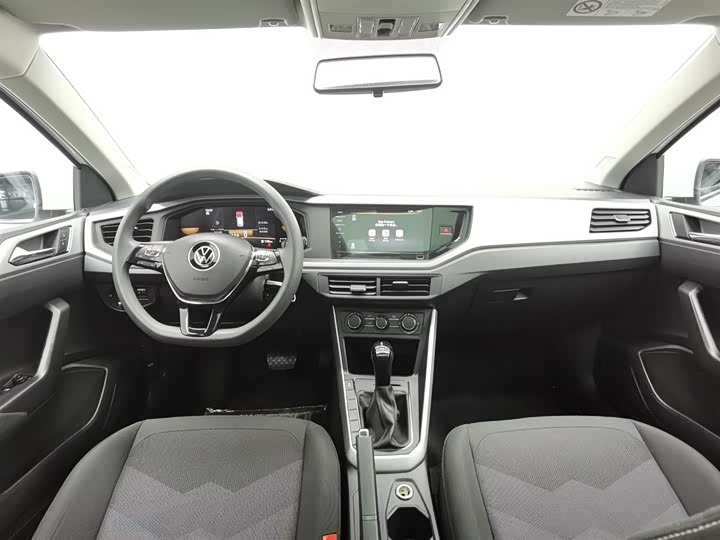 Фото 5 - Volkswagen Polo