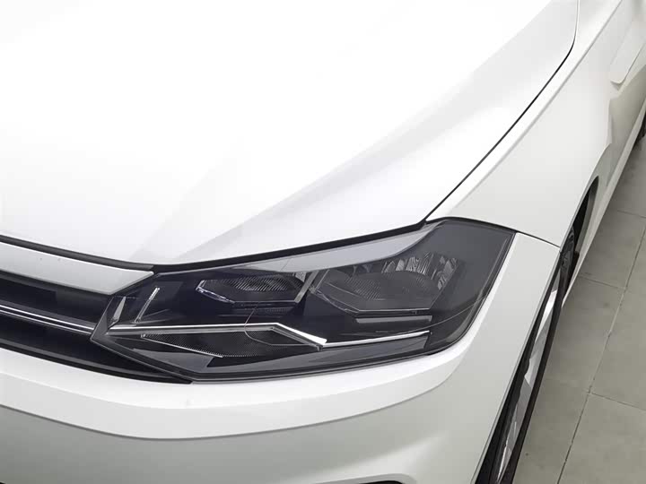 Фото 7 - Volkswagen Polo