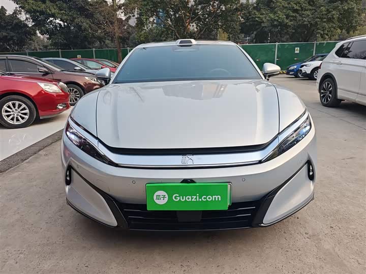 Фото 3 - BYD Han L