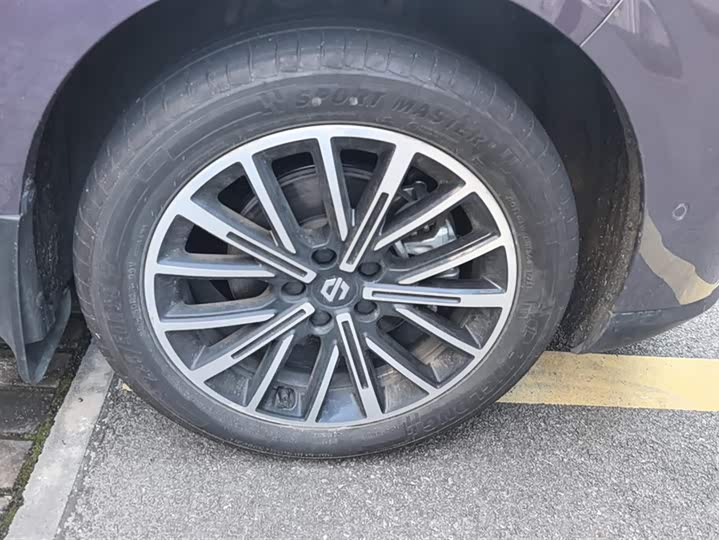 Фото 6 - Leapmotor B10