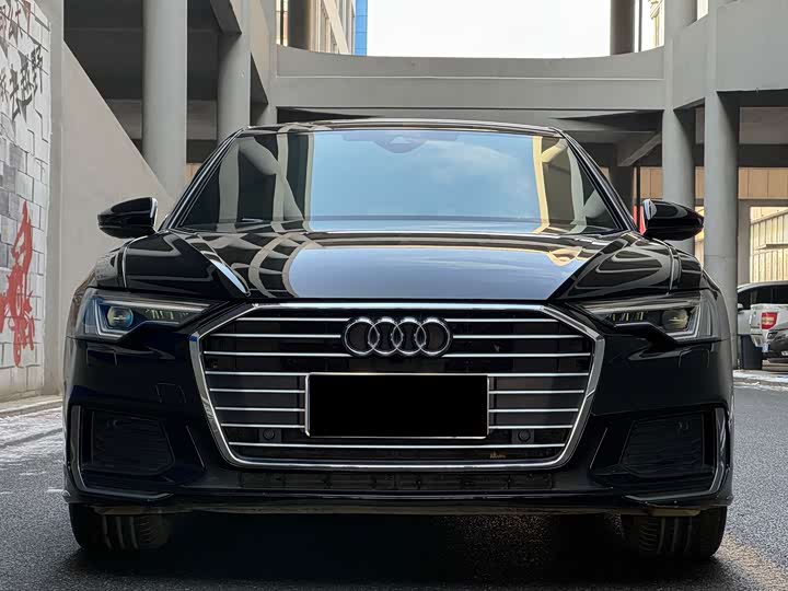 Фото 2 - Audi A6L