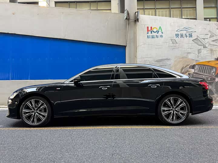 Фото 3 - Audi A6L