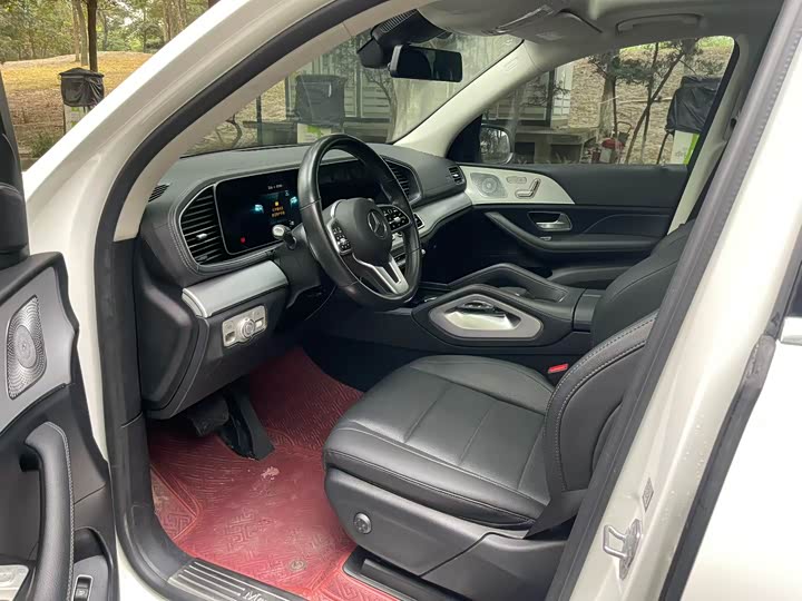 Фото 4 - Mercedes-Benz GLE-Class