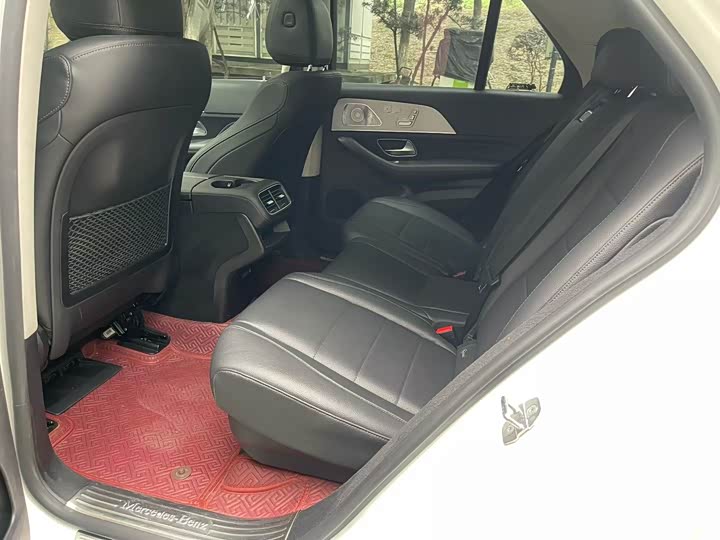 Фото 6 - Mercedes-Benz GLE-Class