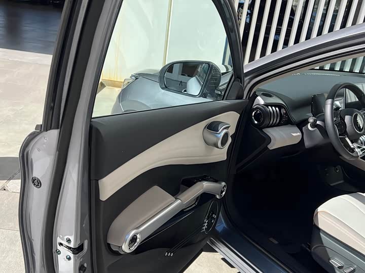 Фото 9 - BYD Yuan Plus