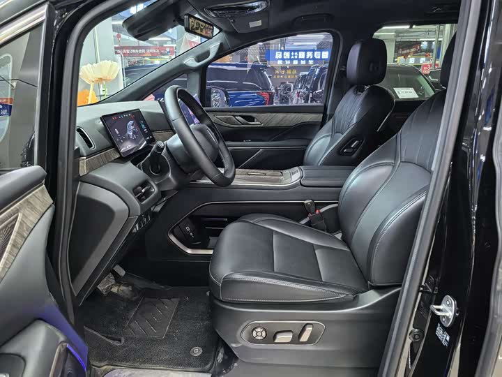 Фото 5 - Wey Gaoshan