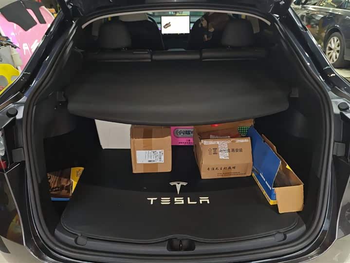 Фото 4 - Tesla Model Y