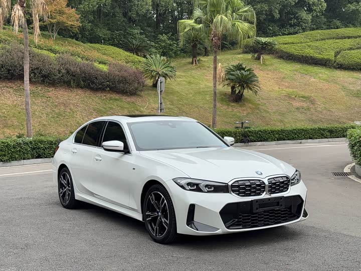 Фото 3 - BMW 3 Series