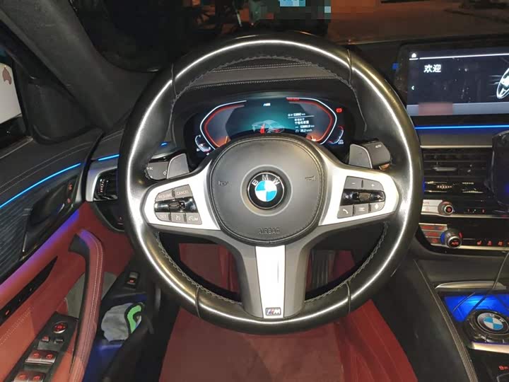 Фото 3 - BMW 5 Series