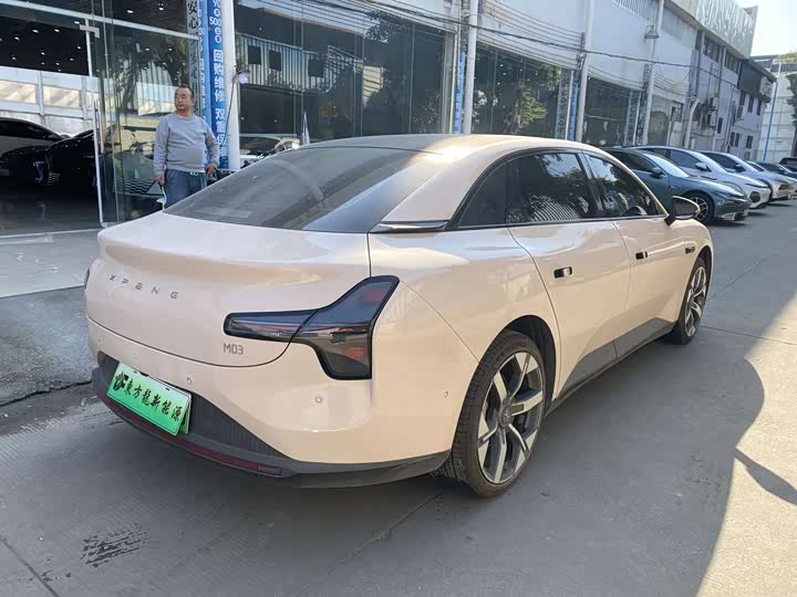 Фото 3 - XPeng Mona M03