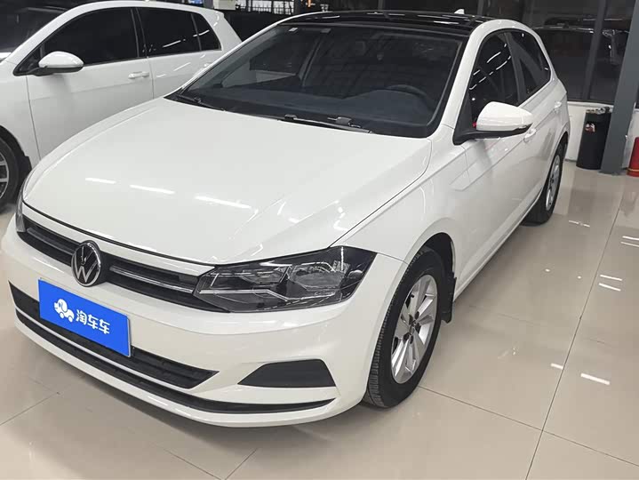 Фото 1 - Volkswagen Polo