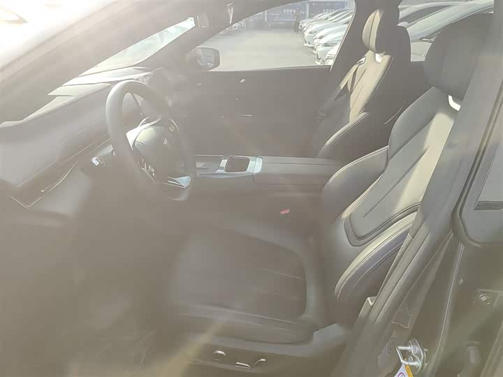 Фото 7 - Changan Deepal SL03