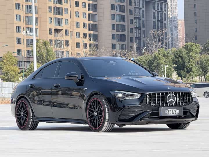 Фото 3 - Mercedes-Benz CLA-Class AMG