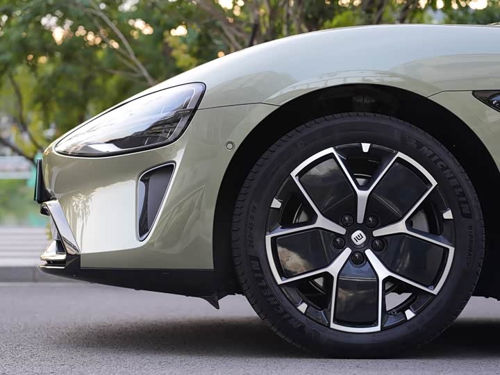 Фото 5 - Xiaomi SU7