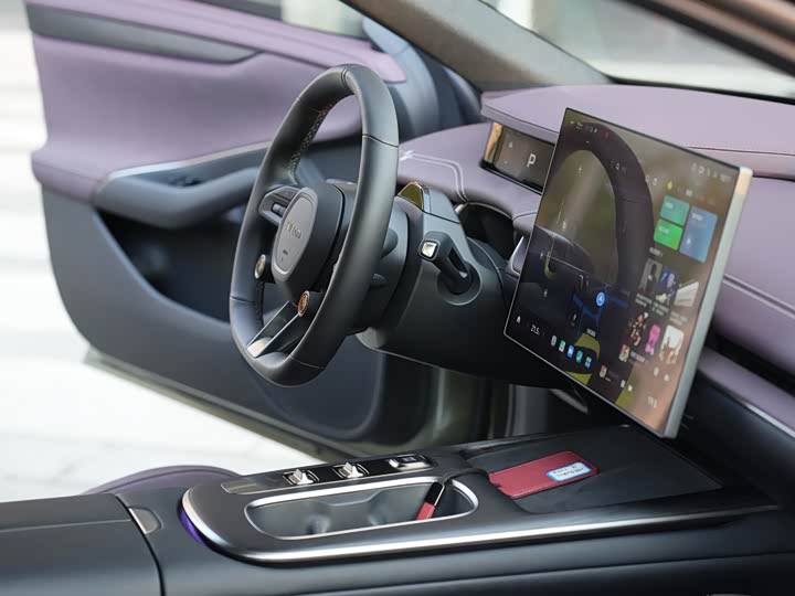 Фото 6 - Xiaomi SU7